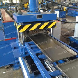 消火栓箱全自動一體成型機(jī)